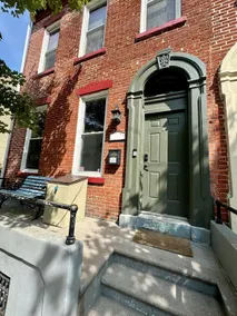 Allentown Townhouse Near Downtown - Image 3