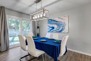 Upscale Home- Sleeps 8-Patio-10 Min to Downtown KC - Image 2