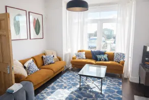 Beautiful 4 Bed Beach House - Image 4