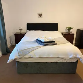 Apt 2 - Victoria Villas, Old Town, Swindon - Image 2