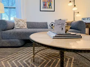Stylish 1BR Near Main St |The Troubadour Suite - Image 2