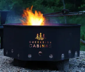 Creekside Cottage: Private Hot Tub Retreat - Image 2