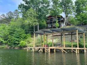 The Perfect Lake Hamilton Family Vacation Spot - Image 2