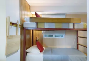 Home in the heart of BGC (with free parking) - Image 4
