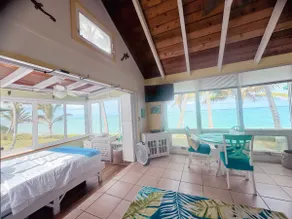 Hawaii Sunrise Cottage, Beachfront Scape - Image 5