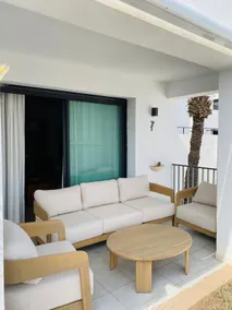 Lovely apartment with pool and private parking - Image 3