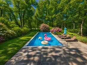 East Hampton Beach House · Heated Pool, Bay Beach Club, Pet Friendly - Image 4