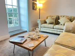 Isabella Cottage - Charming Grade II Listed - Image 5