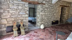 House at the foot of the castle - Image 2