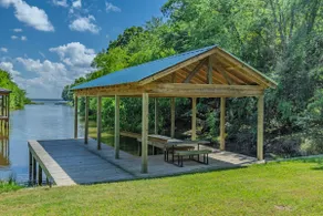 Lake Fork Waterfront Guest House W/ Pool and Dock - Image 4