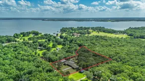 Lake Fork Waterfront Guest House W/ Pool and Dock - Image 5