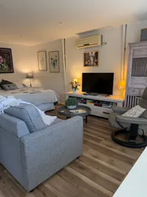 Petite Provence Cottage - Image 4