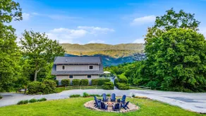 Cabin in Smoky Mountains, Views, Fire Pit, Hot Tub - Image 5
