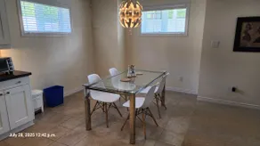 Spacious 2 BR, 3 beds, sleeps 6, kitchen, laundry - Image 5