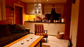 Private riverside sauna house with hot tub - Image 3