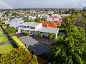 Short&Long term stays across from Geelong Hospital - Image 3