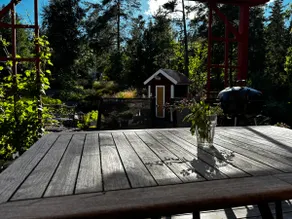 Detached cottage on small farm - Image 2