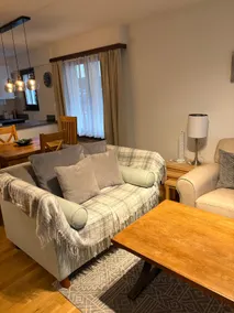 Modern Täsch Apartment with Free Parking - Image 2