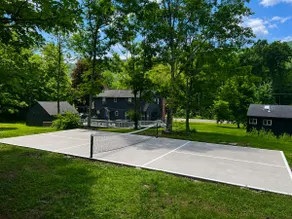 Modern Home + CMYK Motel on 10 acres in Phoenicia - Image 5