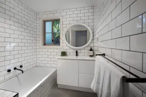 Springview Cottage- captivating bush retreat - Image 5