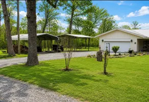 Uncertain Ranch House at Caddo Lake - Image 5