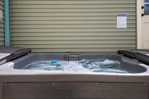 Cape | Hot Tub · Golf Simulator · Arcade - Image 2