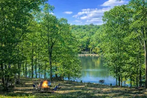 Lakefront HotTub Sauna Pool Game Room Kayak Canoe - Image 3