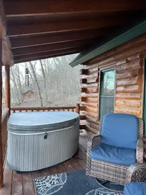 Romantic Getaway in the Woods - Image 5