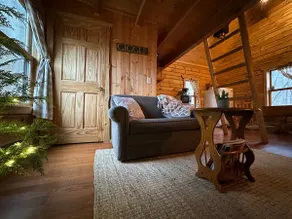 Romantic Getaway in the Woods - Image 3