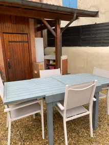 Quiet village house - Image 4