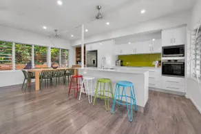 TREETOPS YOUR ISLAND HOME - Image 3