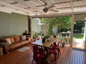 Clean and Stylish. Close to CBD. Newly renovated. - Image 4