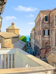 Modern Medieval Town Flat with Amazing Sea View Rooftop, 3BD, 1BT, AC, Free Wifi - Image 4