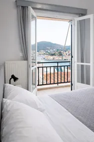 Beautiful view of poros - Image 3