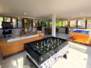 Steps from the beach, pool, games room and privacy! - Image 4
