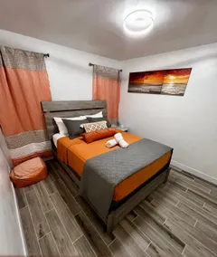 * King size bed * HOME AWAY FROM HOME - Image 2