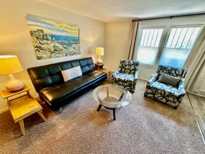 The Corner House Apt #2 | Historic Downtown Area - Image 3