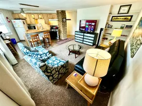 The Corner House Apt #2 | Historic Downtown Area - Image 2