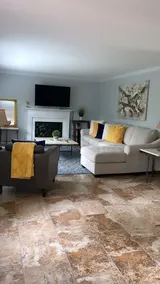 2 level Guest unit in a house w/ private entrance - Image 2
