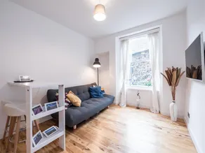 One bedroom Apartment in City Centre - Image 2