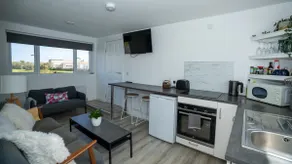 Surfers Beach Pad-Ground Floor (Fin McCools Surf) - Image 2