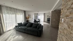 Air-conditioned house with heated pool, 15 minutes from Hyères - Image 2