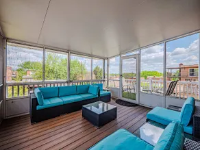 Gorgeous Home Tucked Away in Greener Part of Town Transit-Friendly - Image 3