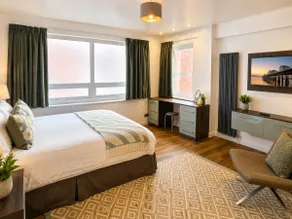 Great Modern Sea View Apartment on the Promenade - Image 4