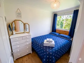Calm Shores beach retreat – Sky | WiFi | BBQ | pub - Image 3