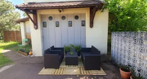 Cozy Duplex – Garden & Pool – Eurexpo / LDLC Arena - Image 3