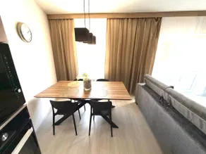 Champion Apartment - Image 2