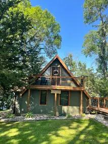 The Tree House-sleeps 10, summer has arrived! - Image 3