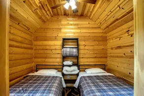 Turtle Cabin Near Mississippi River - Image 3