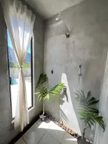 Casa Caravanserai with Starlink Wi-Fi - Image 4